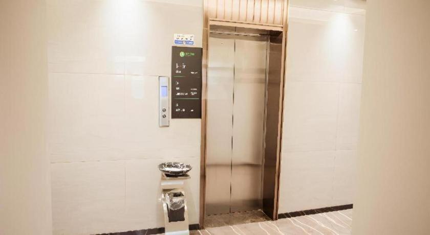 City Comfort Inn Luzhou Jiangyang District Wancheng International Exterior photo